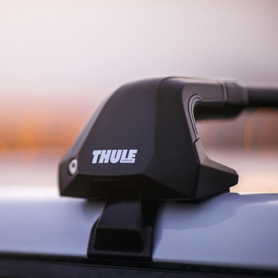 БАГАЖНИК THULE WingBar Edge BLACK за Audi e-tron Sportback 5-dr SUV (Normal roof) (2020-->2023)